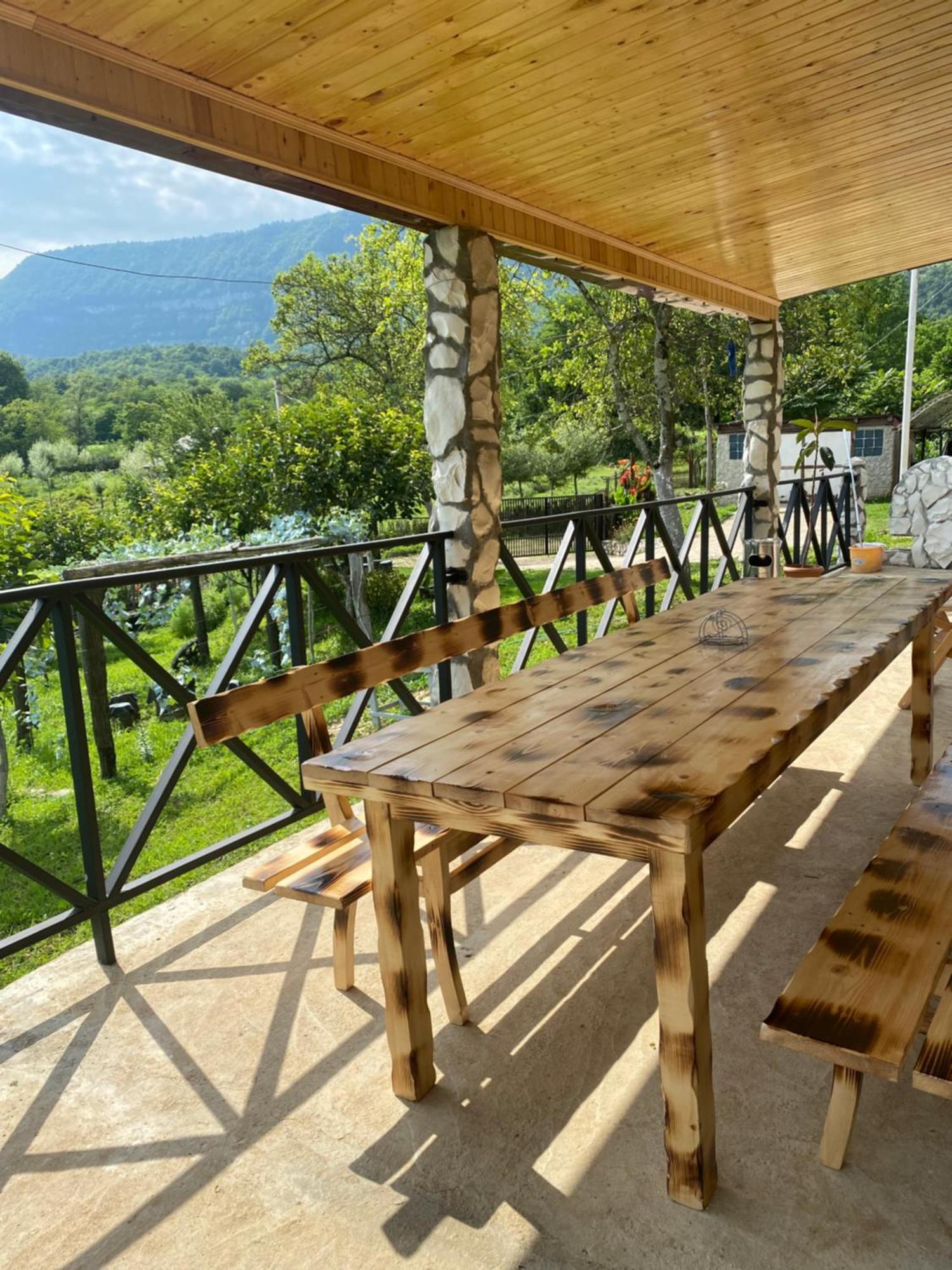 Kirta Hotel Gordi Exterior photo